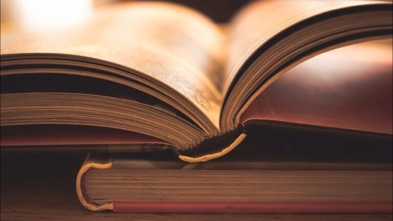 La potente preghiera dello studente a Santa Rita: luce e successo negli studi!
