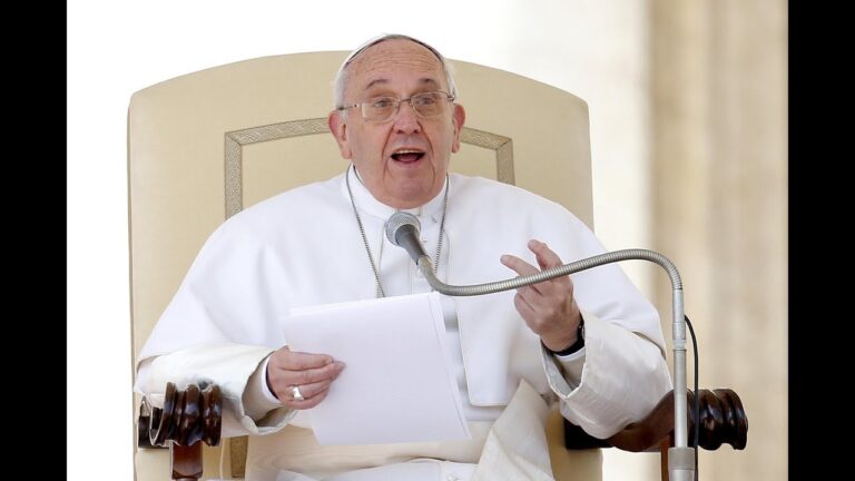 Papa Francesco svela i segreti dello Spirito Santo: la guida divina in 70 caratteri