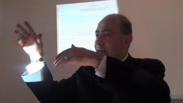 Il Potere Nascosto dei Cardinali e Vescovi: Svelata la Gerarchia Segreta